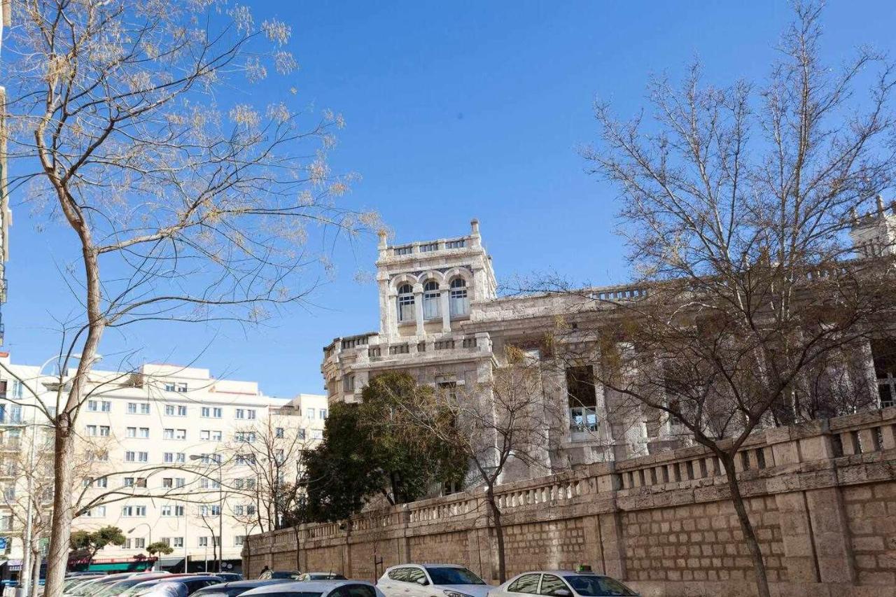 Ferienwohnung Apartamento De Lujo Nuevos Ministerios Chamberi Madrid Exterior foto